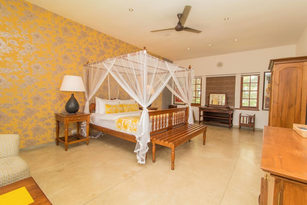 The Elephant Stables Kandy Exterior photo
