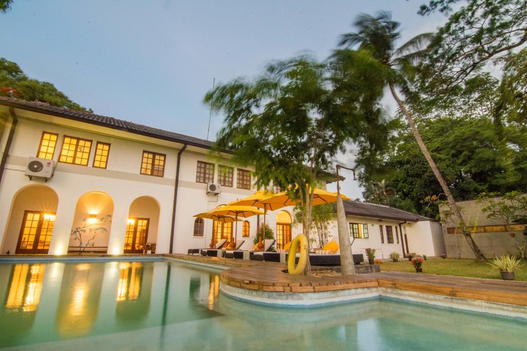 The Elephant Stables Kandy Exterior photo